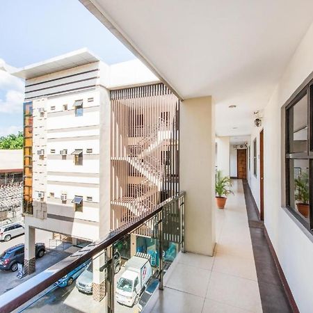 Mca Suites By Hiverooms Cebu Extérieur photo